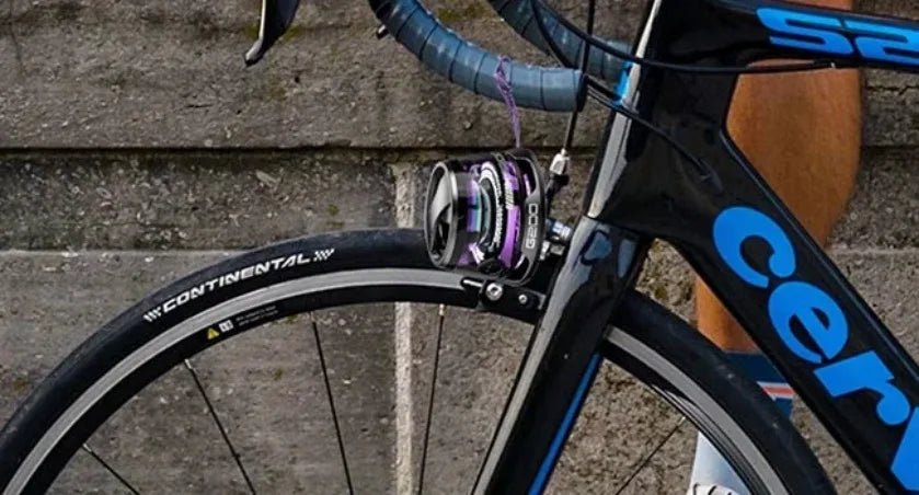 Mini Travel Stereo Outdoor Magnetic Bluetooth Speaker Wireless with RGB Color Light and Phone Holder for phones